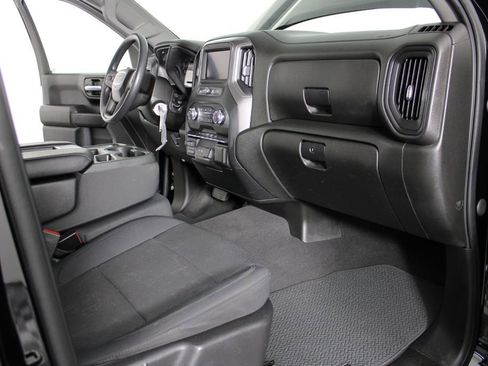Used 2021 GMC Sierra 1500 4x4 Crew Cab w/ Sierra Value Package image 32