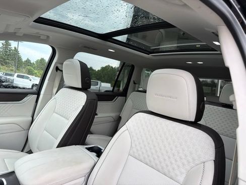 Used 2024 GMC Acadia Denali w/ Super Cruise Package AWD/4WD image 28
