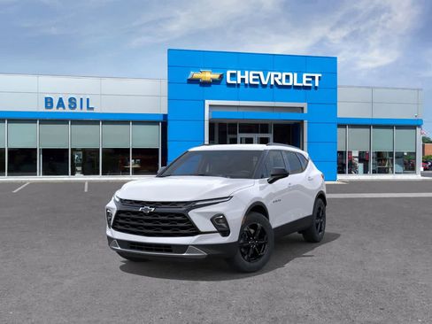 New 2025 Chevrolet Blazer LT w/ Convenience Package image 8