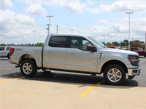 Used 2024 Ford F150 XLT image 4