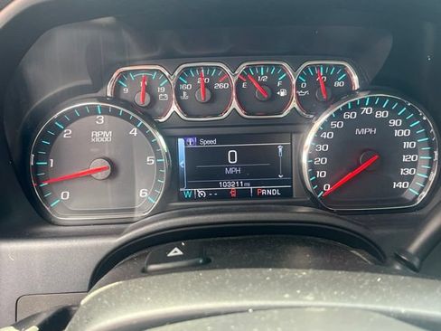 Used 2017 Chevrolet Silverado 1500 LT w/ All Star Edition RWD image 9