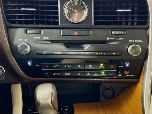 Used 2019 Lexus RX 350 FWD w/ Navigation Package image 16