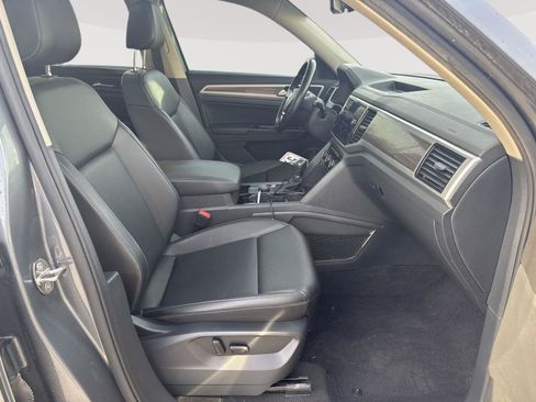 Used 2019 Volkswagen Atlas SEL image 16