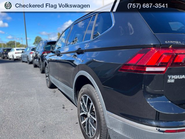 Used 2021 Volkswagen Tiguan SE w/ Panoramic Sunroof Package AWD/4WD image 8
