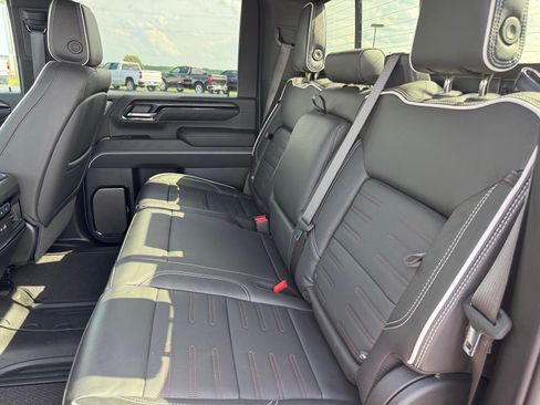 Used 2026 GMC Sierra 2500 AT4X AWD/4WD image 8