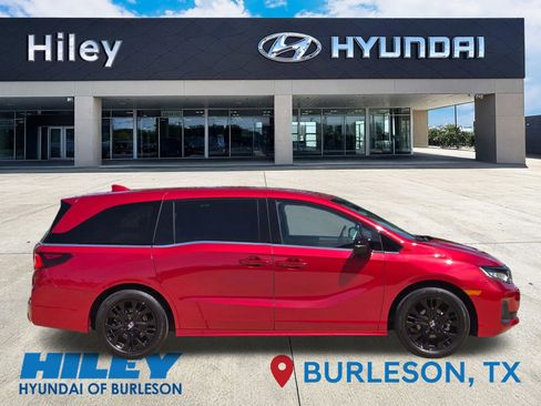 Used 2025 Honda Odyssey Sport-L image 3
