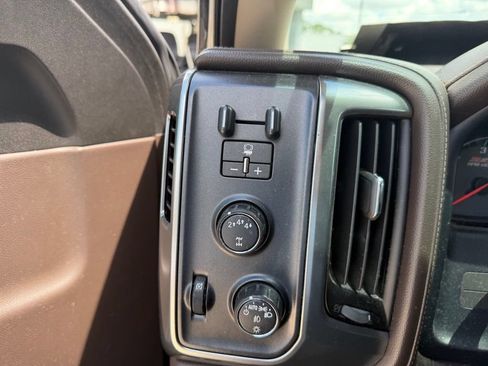 Used 2017 Chevrolet Silverado 2500 LTZ w/ LTZ Plus Package AWD/4WD image 18