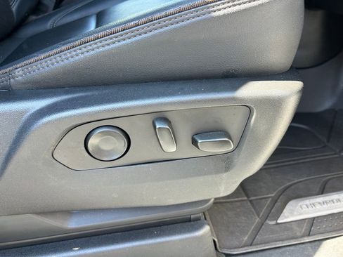 Used 2023 Chevrolet Tahoe High Country AWD/4WD image 61
