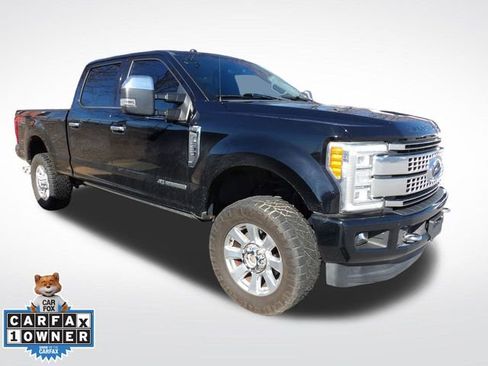 Used 2017 Ford F250 Platinum w/ Platinum Ultimate Package image 18