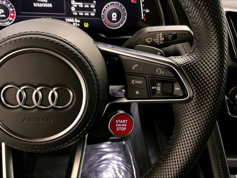 Used 2020 Audi R8 V10 w/ Carbon Exterior Package AWD/4WD image 24