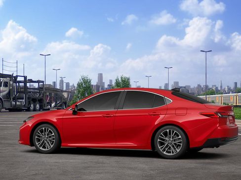 New 2026 Toyota Camry XLE AWD/4WD image 5