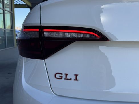 Used 2024 Volkswagen Jetta GLI 40th Anniversary Edition image 14