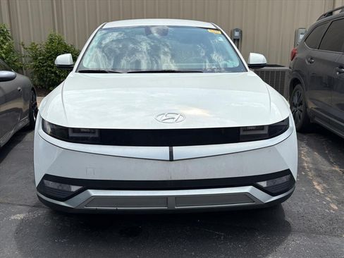 Used 2023 Hyundai Ioniq 5 SE AWD/4WD image 2