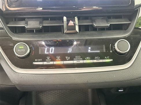 Used 2024 Toyota Corolla LE image 13