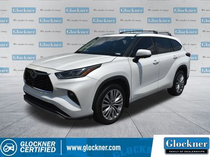 Used 2023 Toyota Highlander L