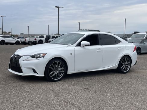 Used 2016 Lexus IS 300 AWD image 2