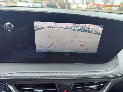 Used 2024 Buick Encore GX Sport Touring image 19