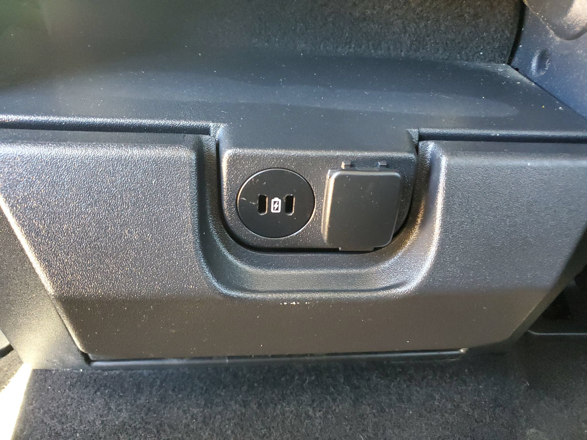 Used 2024 Ford F150 XLT AWD/4WD image 11