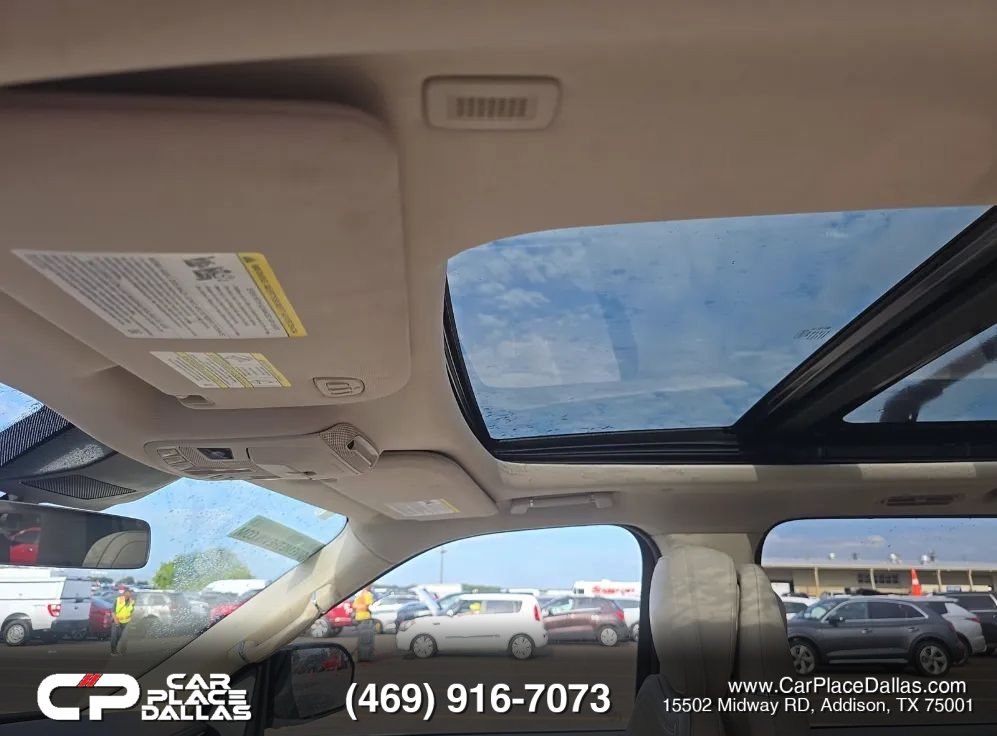 Used 2018 Lincoln Navigator Select w/ Technology Package RWD image 9