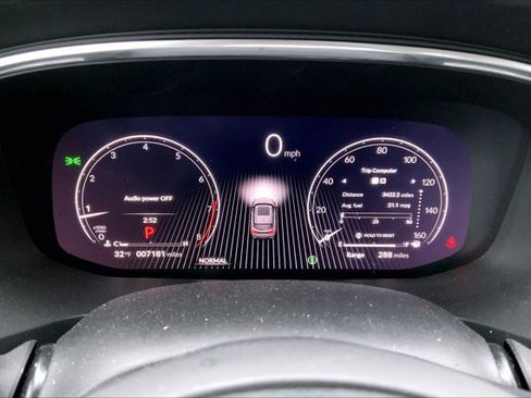 Certified 2025 Acura MDX SH-AWD w/ Technology Package image 20