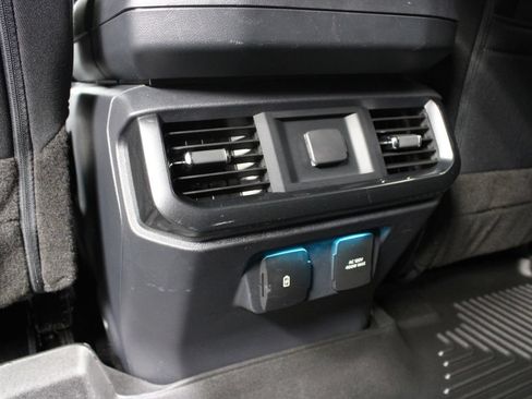 Used 2022 Ford F150 XLT w/ Equipment Group 302A High AWD/4WD image 18