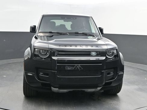 Used 2025 Land Rover Defender 110 V8 AWD/4WD image 10