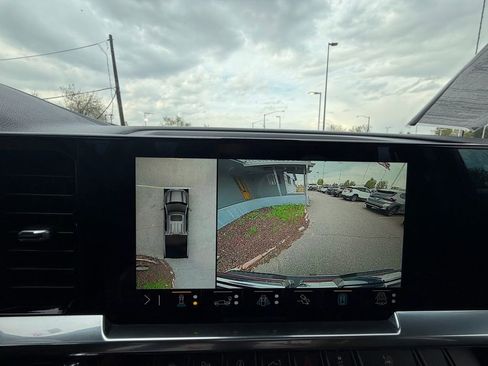 Used 2023 GMC Sierra 1500 SLT w/ SLT Premium Plus Package image 39