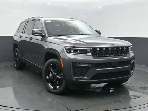 New 2026 Jeep Grand Cherokee L Limited image 2