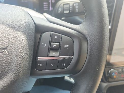 Used 2025 Ford Ranger XLT w/ Equipment Group 301A High AWD/4WD image 36