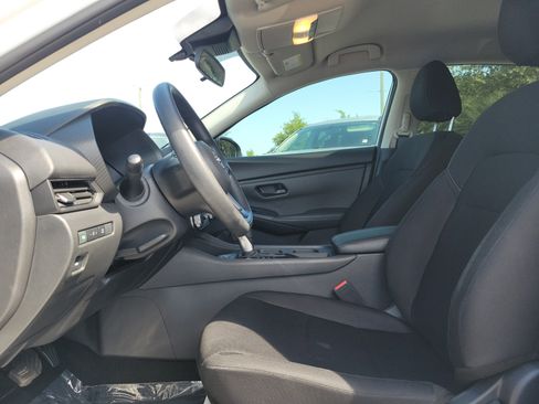Certified 2025 Nissan Sentra S FWD image 15