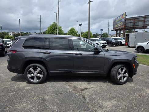 Used 2022 Jeep Grand Cherokee L Limited RWD image 38