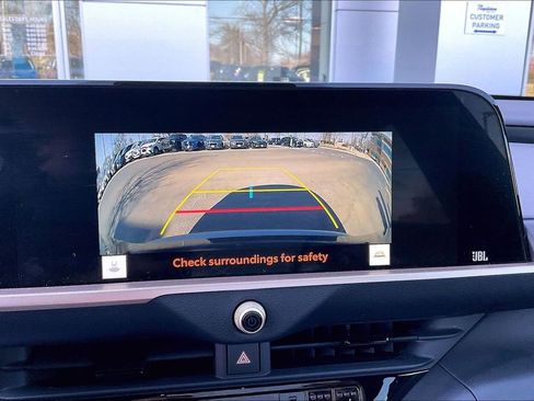 Used 2023 Toyota Crown Limited image 24