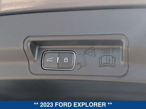 Certified 2023 Ford Explorer XLT image 14