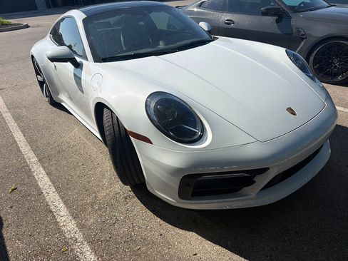 Used 2020 Porsche 911 Carrera 4S AWD/4WD image 3