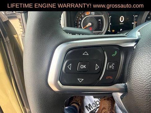 Used 2026 Jeep Wrangler Unlimited Sahara AWD/4WD image 20