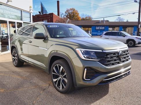 New 2025 Volkswagen Atlas Cross Sport SEL Premium R-Line image 7