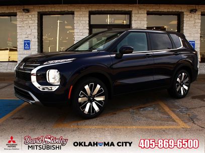 New 2025 Mitsubishi Outlander SE