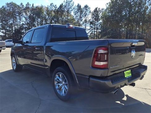Used 2022 RAM 1500 Laramie w/ Laramie Southwest Edition image 4