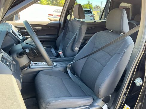 Used 2019 Honda Passport Sport image 18