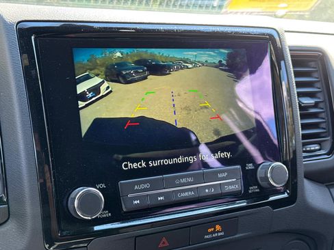 Used 2022 Nissan Frontier PRO-4X w/ Technology Package image 27