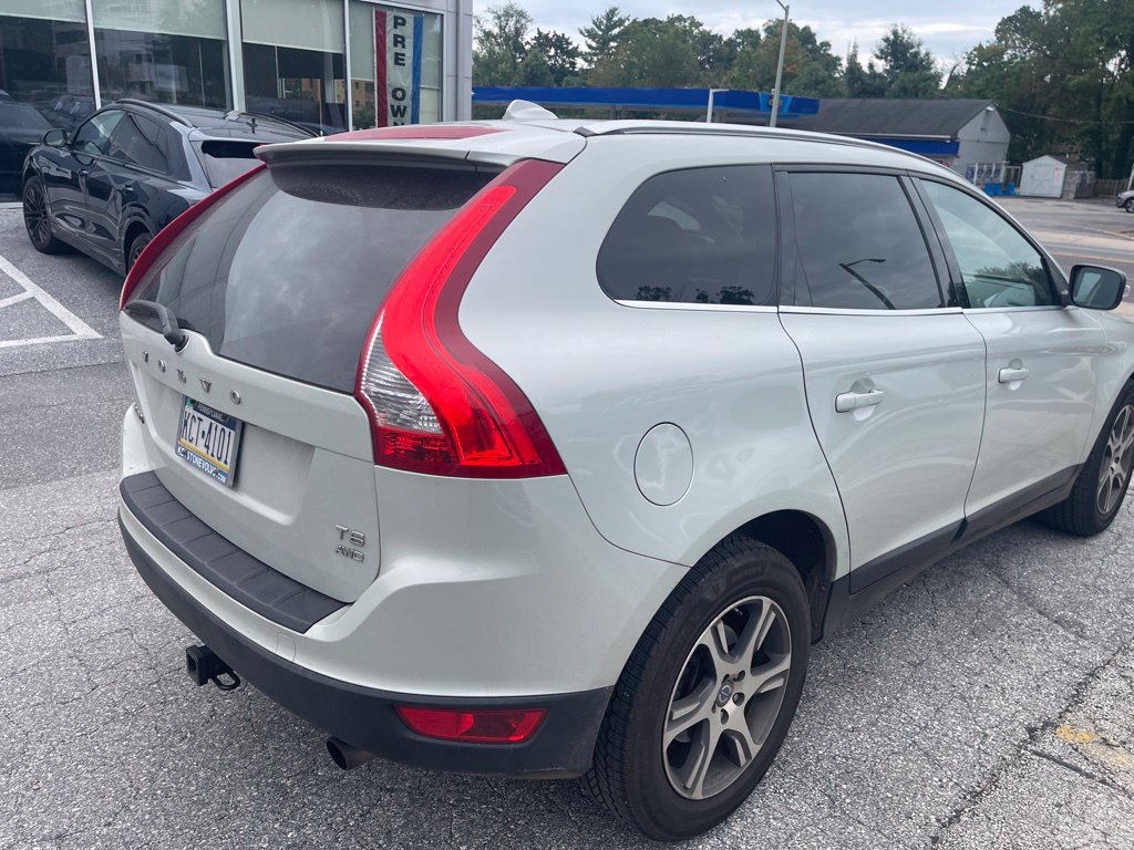 Used 2012 Volvo XC60 T6 AWD/4WD image 7