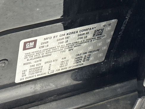 Used 2020 Buick Encore Preferred w/ Safety Package image 29