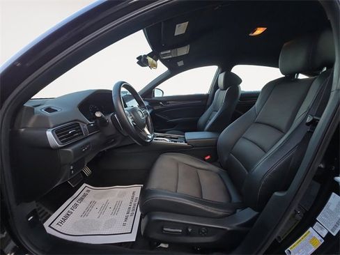 Used 2022 Honda Accord Sport image 9