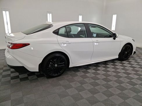 Used 2026 Toyota Camry SE w/ Convenience Package FWD image 25