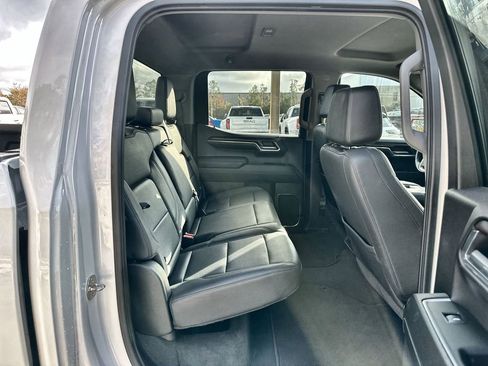 Certified 2024 GMC Sierra 1500 SLT image 26