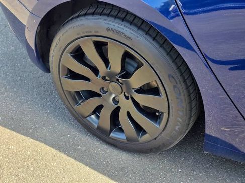 Used 2018 Tesla Model 3 Long Range AWD/4WD image 19