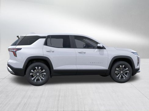 New 2026 Chevrolet Equinox LT AWD/4WD image 6