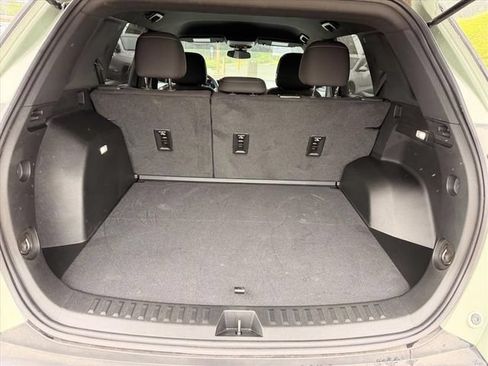 Used 2025 Chevrolet Equinox LT AWD/4WD image 27