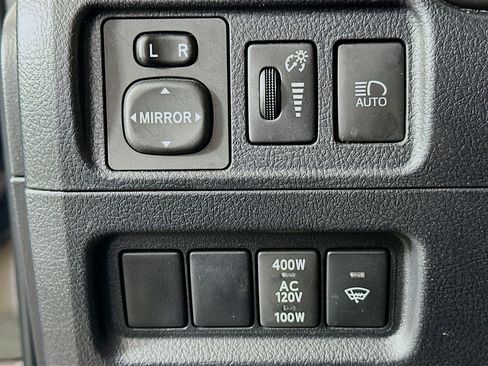 Used 2024 Toyota 4Runner SR5 image 17