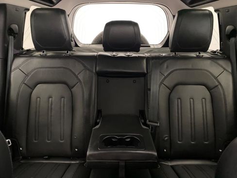 Used 2020 Land Rover Defender 110 HSE image 43